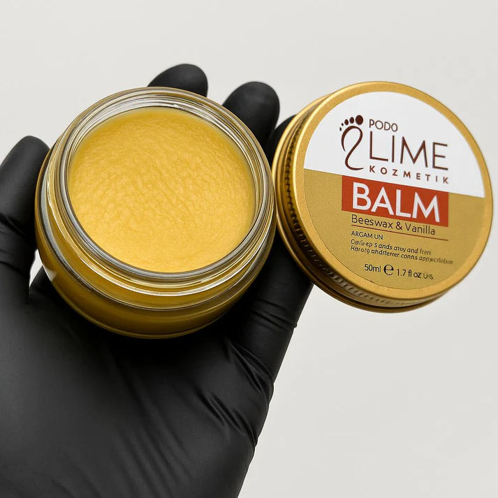 Atkuriamasis balzamas sausai ir suragėjusiai pėdų odai Podo Lime BALM